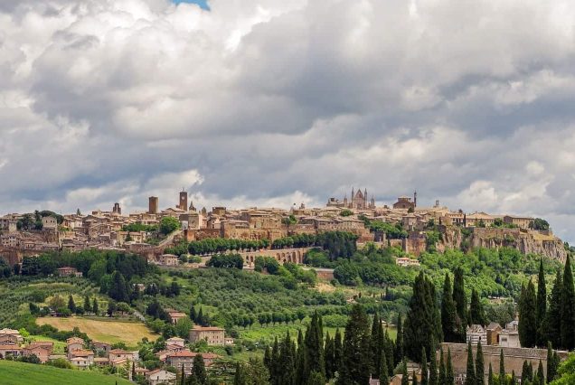 Car service from Rome to Florence - orvieto
