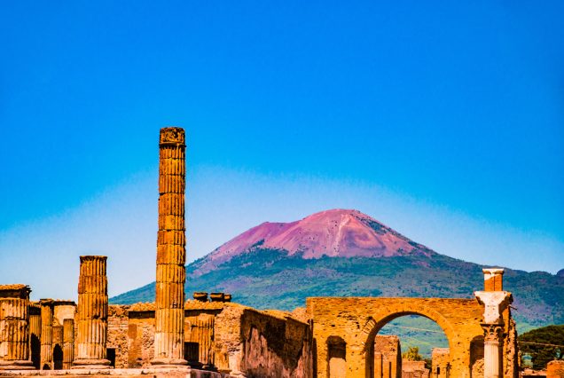 Port Naples to Pompeii